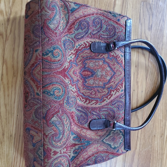 Vintage Paisley Shoulder Bag with Brown Accents - Picture 5 of 9
